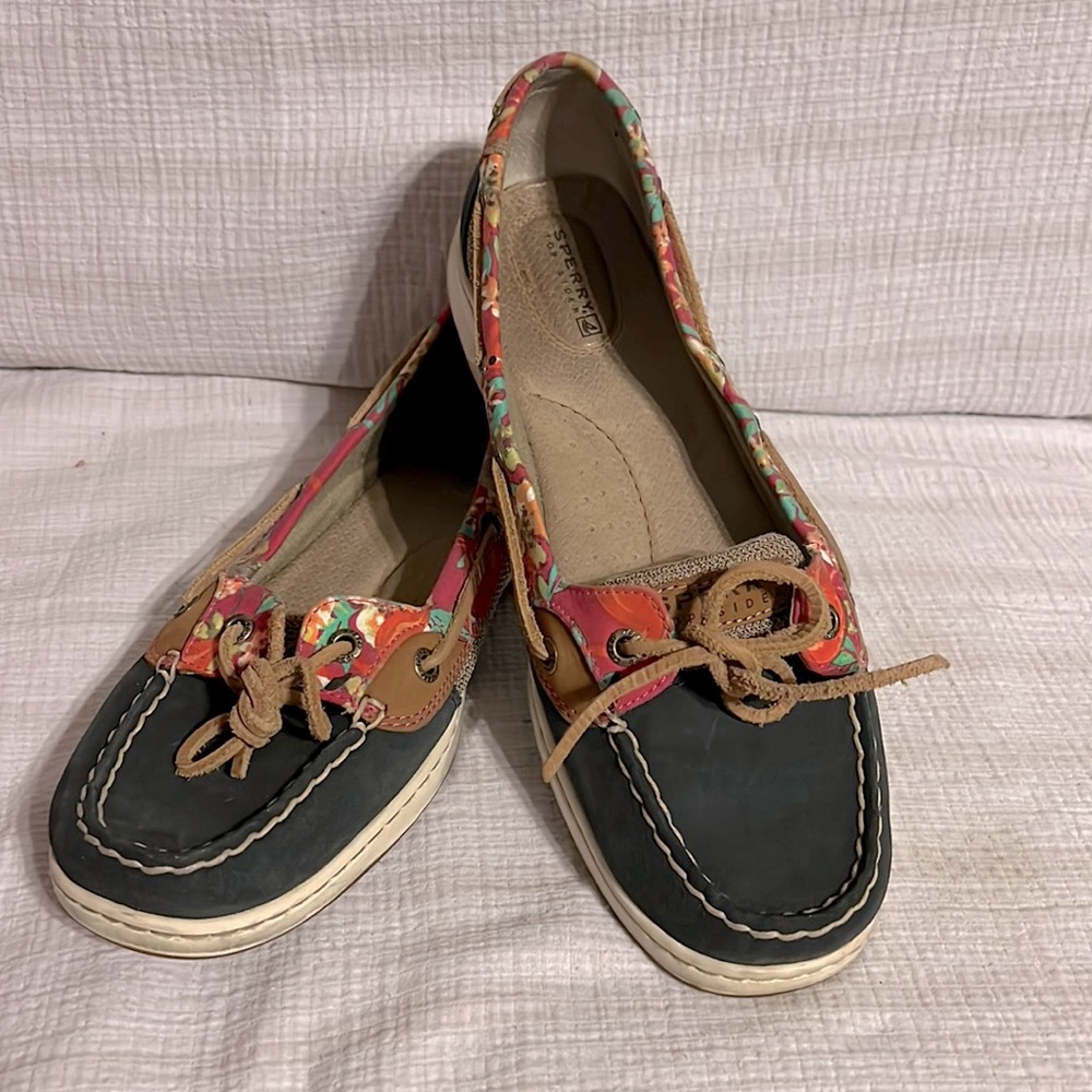 Sherry floral women shoes size 10M